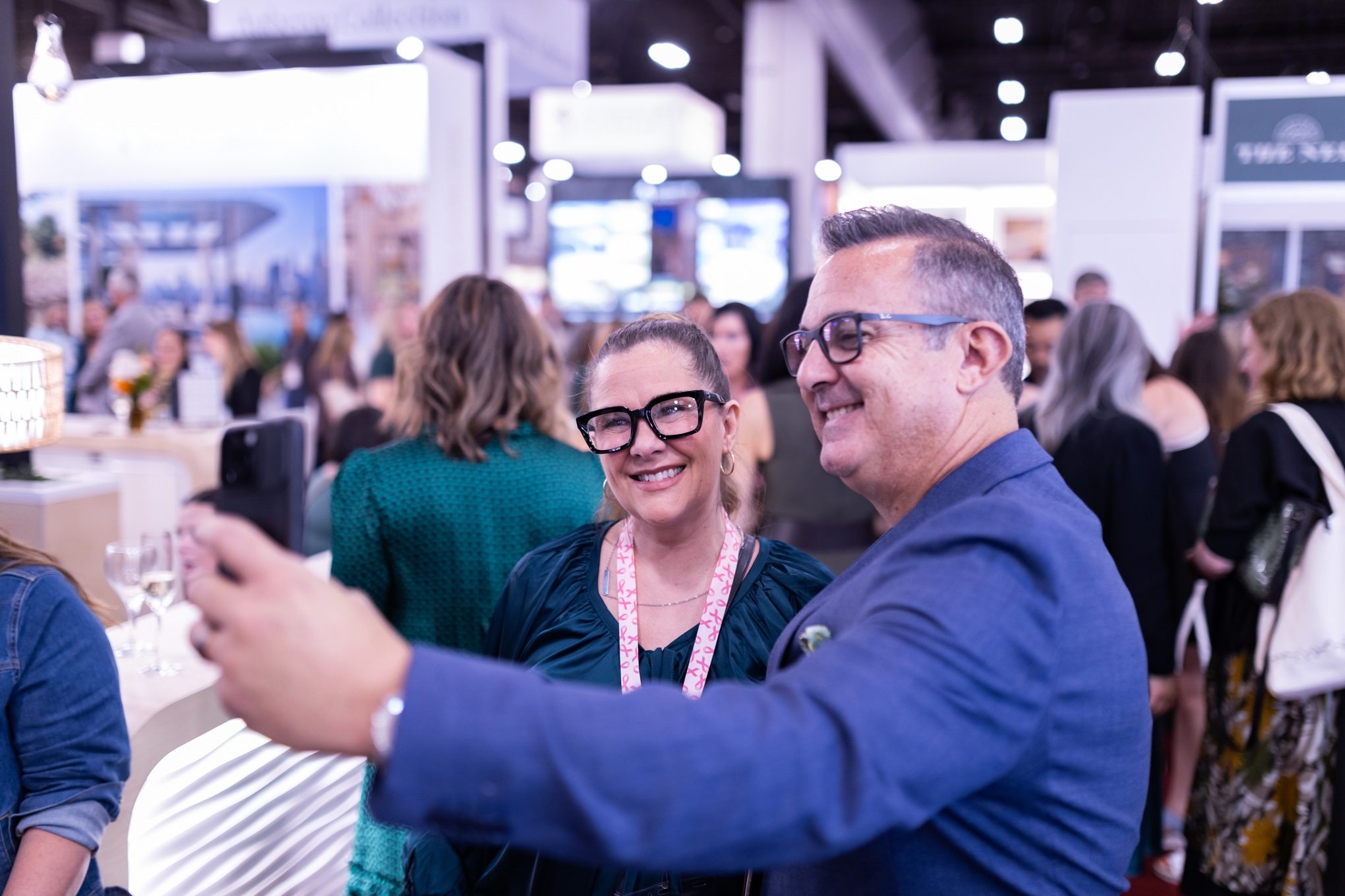 lp-imex-hub-2026-gallery-cocktail-reception-10