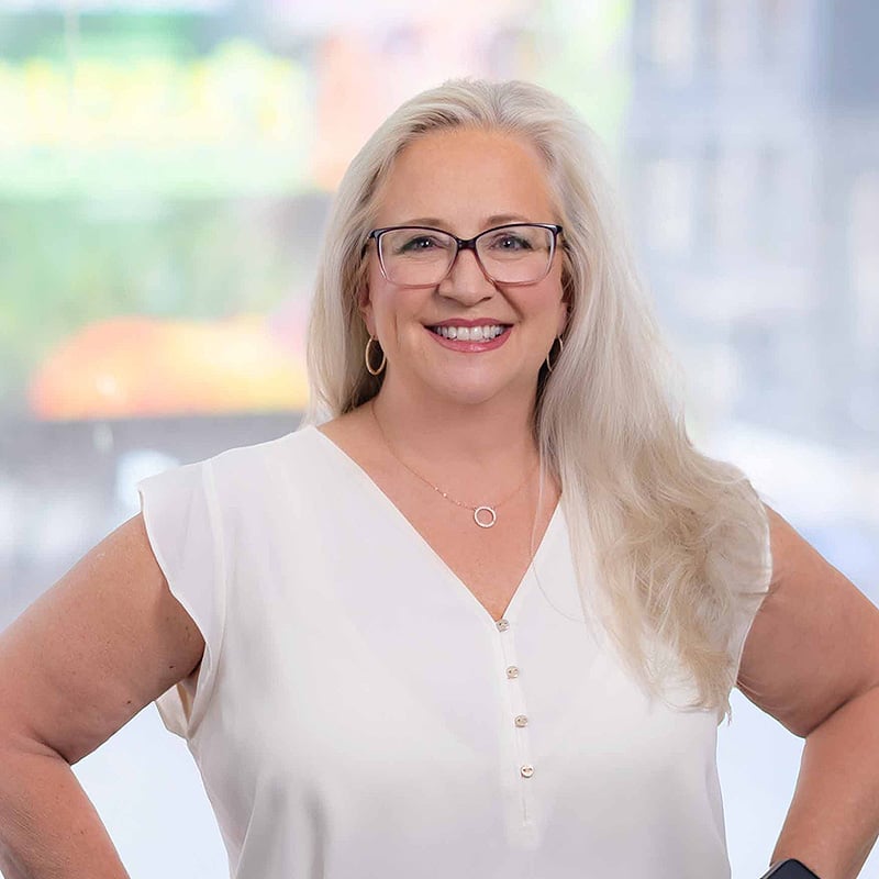 Kristi Cline headshot